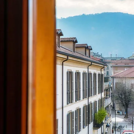 아파트 Piazza Roma By Quokka 360 - Within The Historic Walls Of 코모