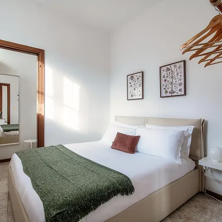 Piazza Roma By Quokka 360 - Within The Historic Walls Of * Como