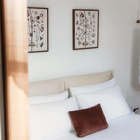 Apartman Piazza Roma By Quokka 360 - Within The Historic Walls Of Como