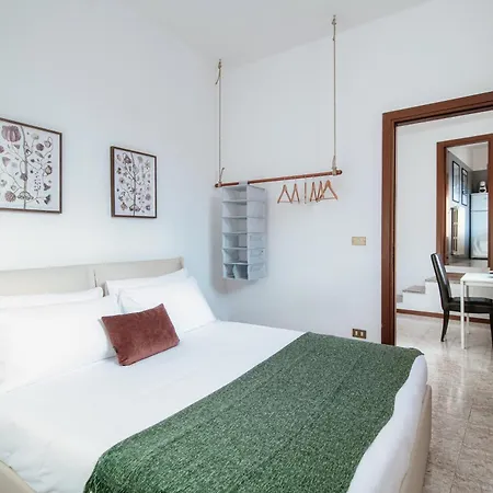 Apartman Piazza Roma By Quokka 360 - Within The Historic Walls Of *