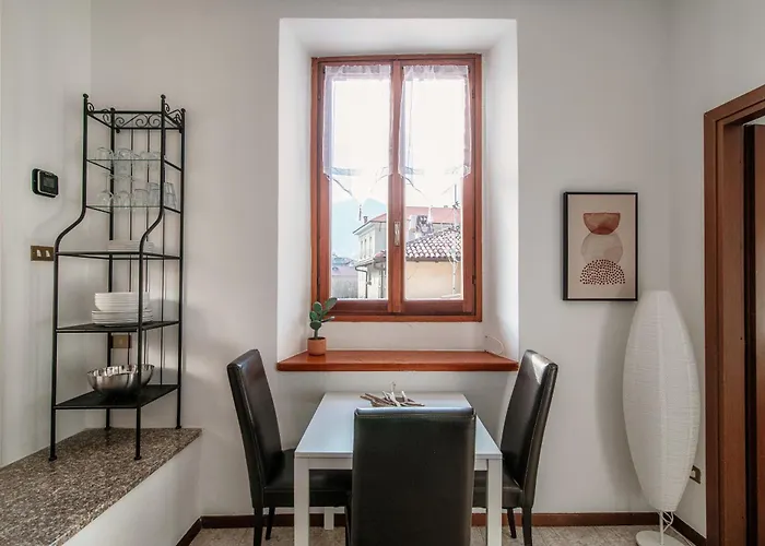 Piazza Roma By Quokka 360 - Within The Historic Walls Of 아파트 코모